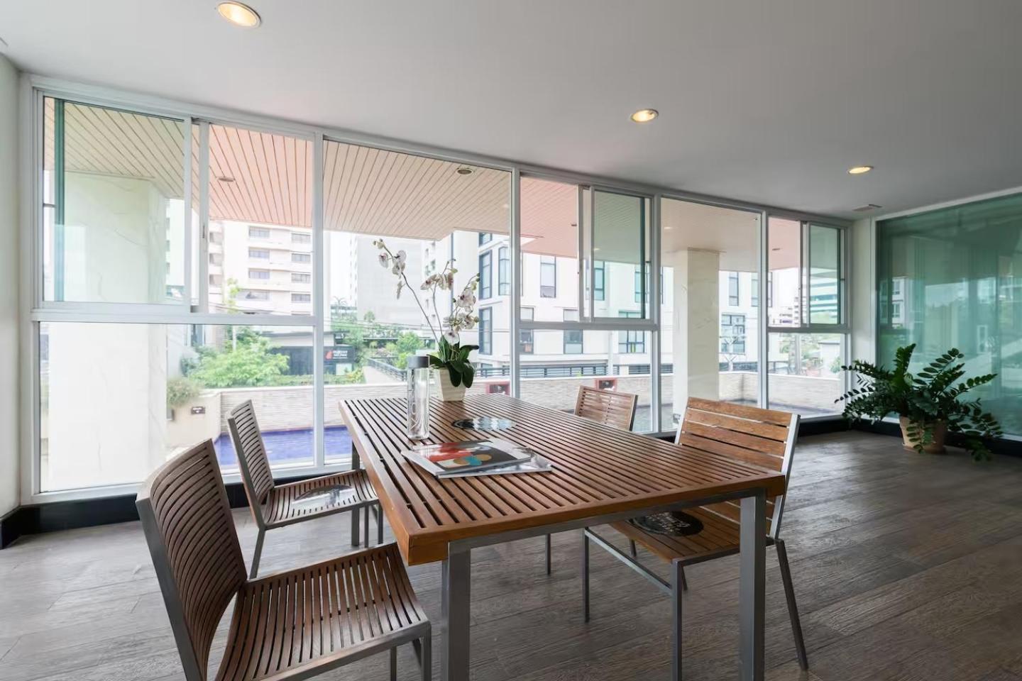 Bangkok Patio Bts Sanam Pao Aparthotel Exterior photo