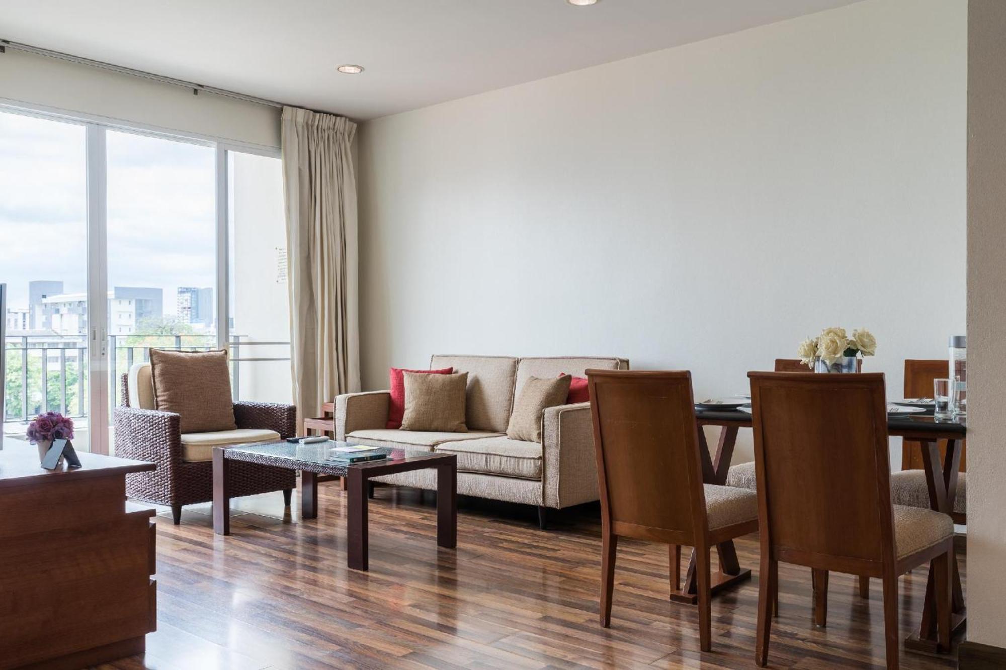 Bangkok Patio Bts Sanam Pao Aparthotel Exterior photo