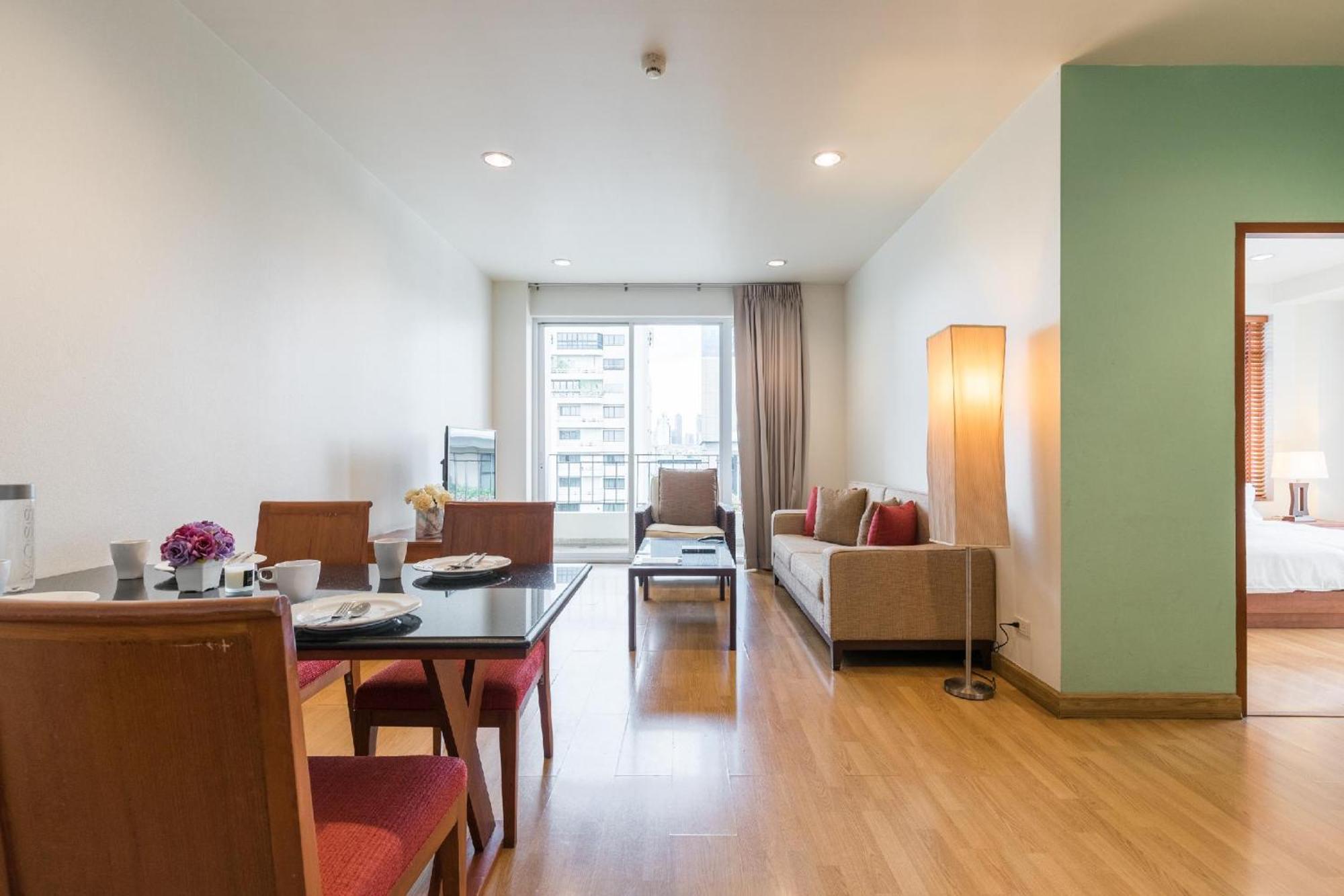 Bangkok Patio Bts Sanam Pao Aparthotel Exterior photo
