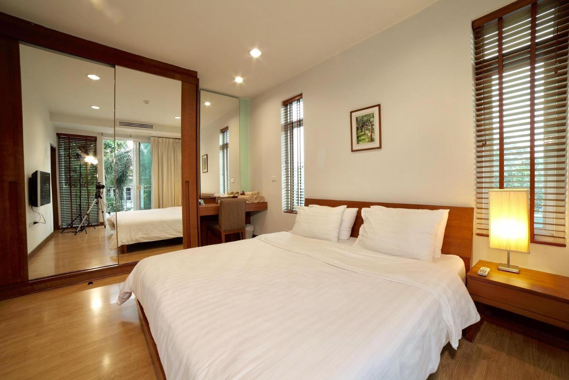 Bangkok Patio Bts Sanam Pao Aparthotel Exterior photo