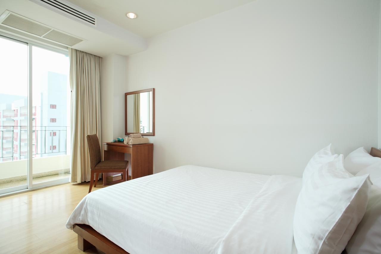 Bangkok Patio Bts Sanam Pao Aparthotel Exterior photo